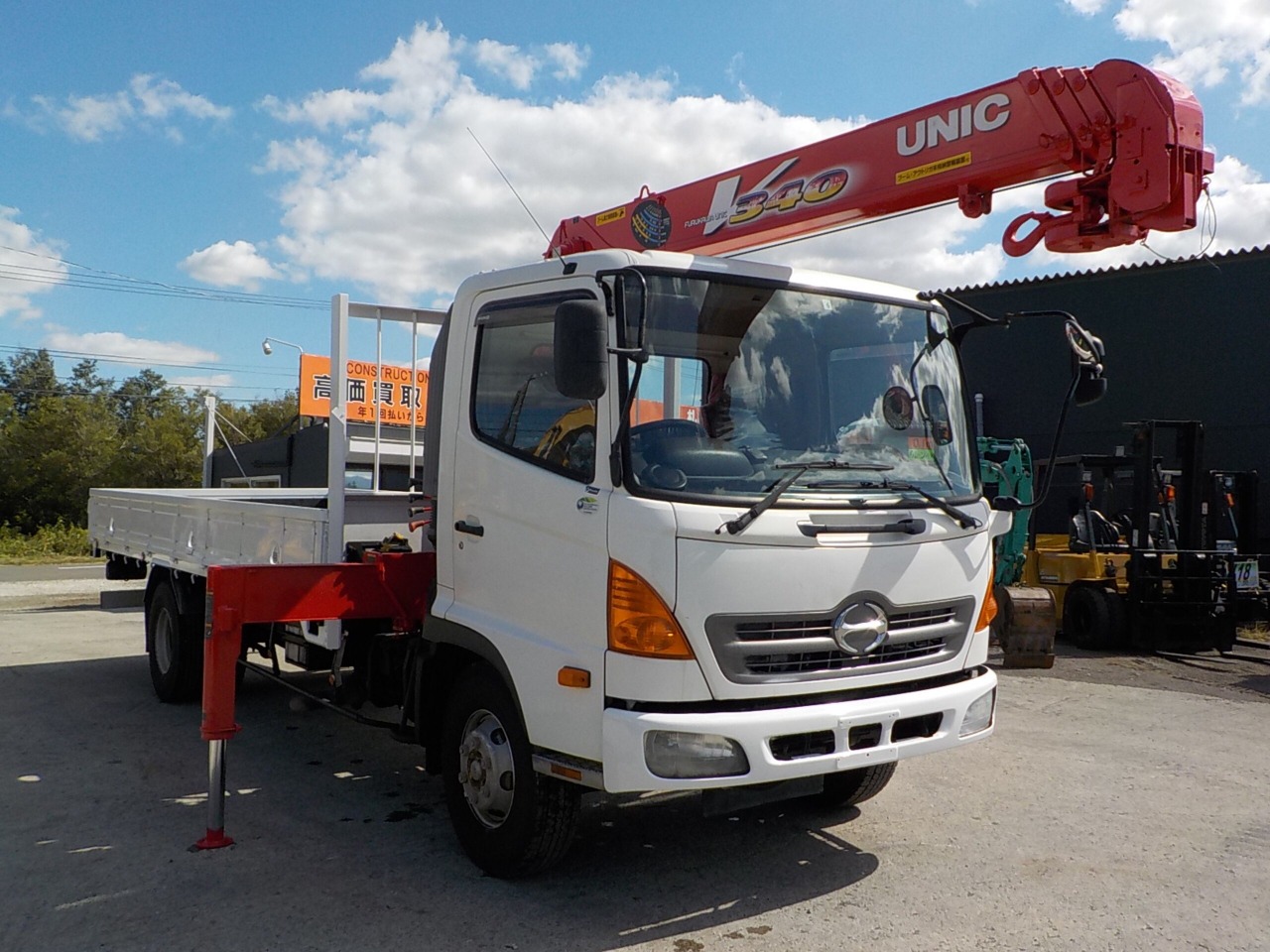 Hino Ranger   4t 4-stage Crane Long Hook-in (White)